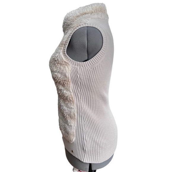 Guess Vest - Picture 2 of 10